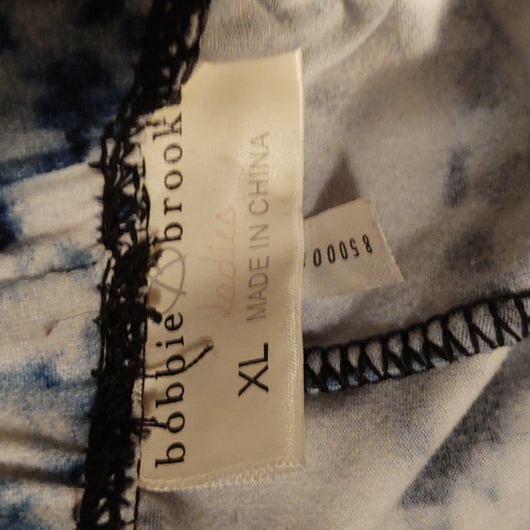 Various leggings in different sizes. - Picture 4 of 14